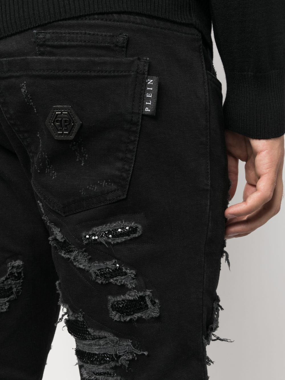 distressed slim-fit jeans