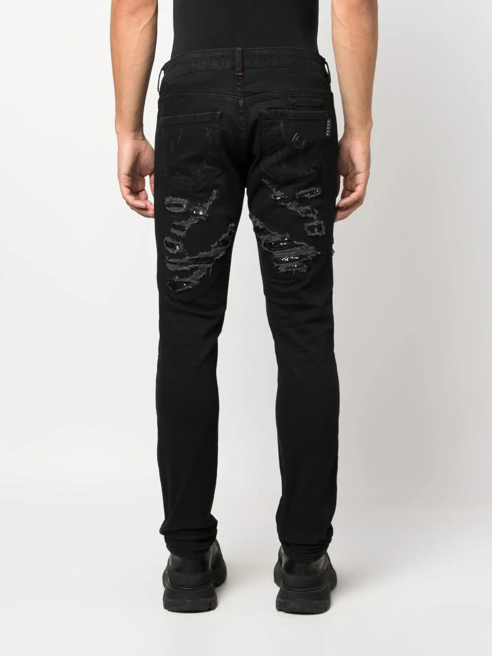 distressed slim-fit jeans