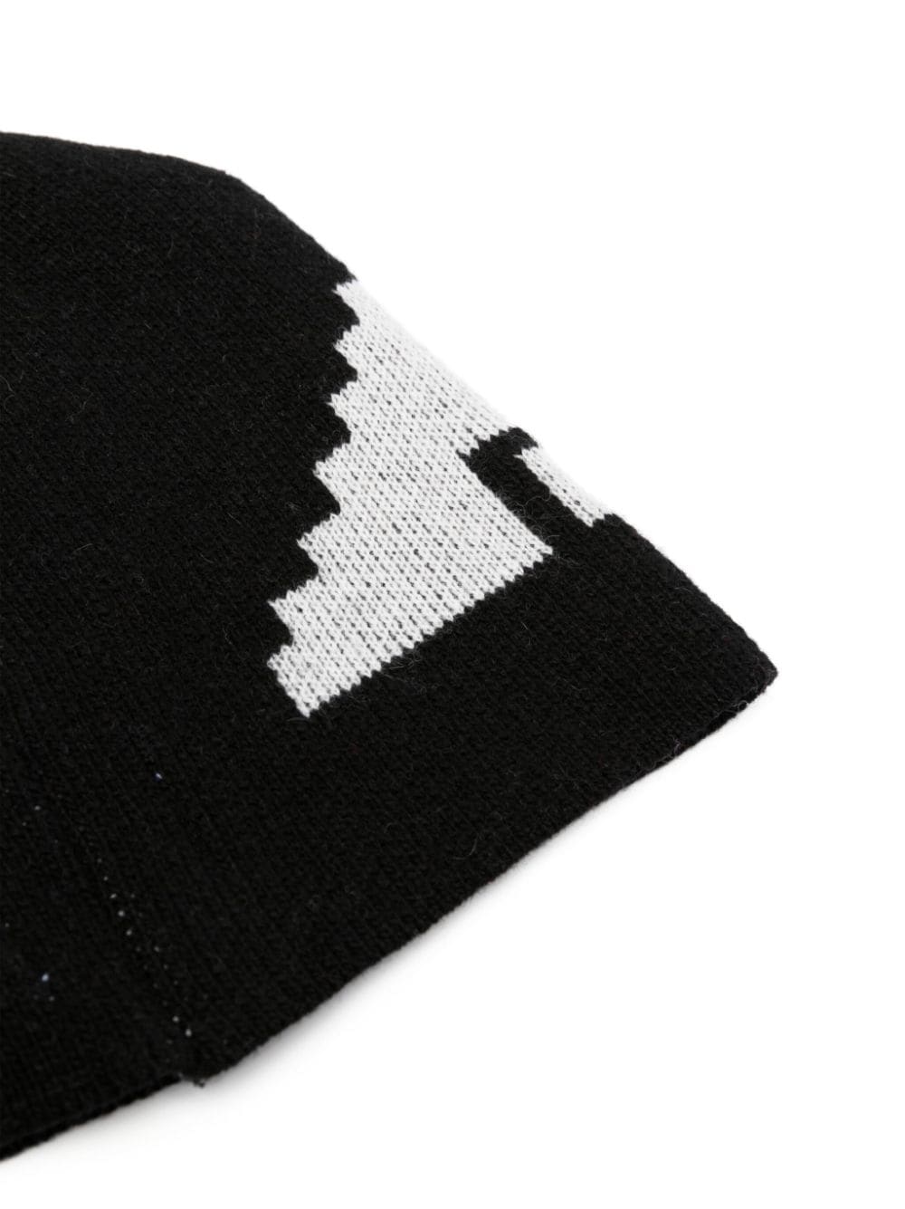 intarsia knit slip-on beanie