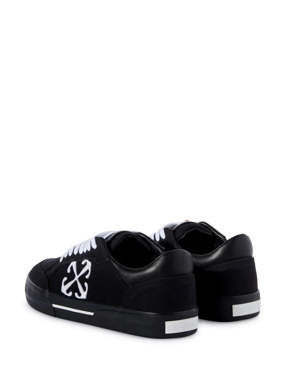 vulcanized contrasting-tag canvas sneakers