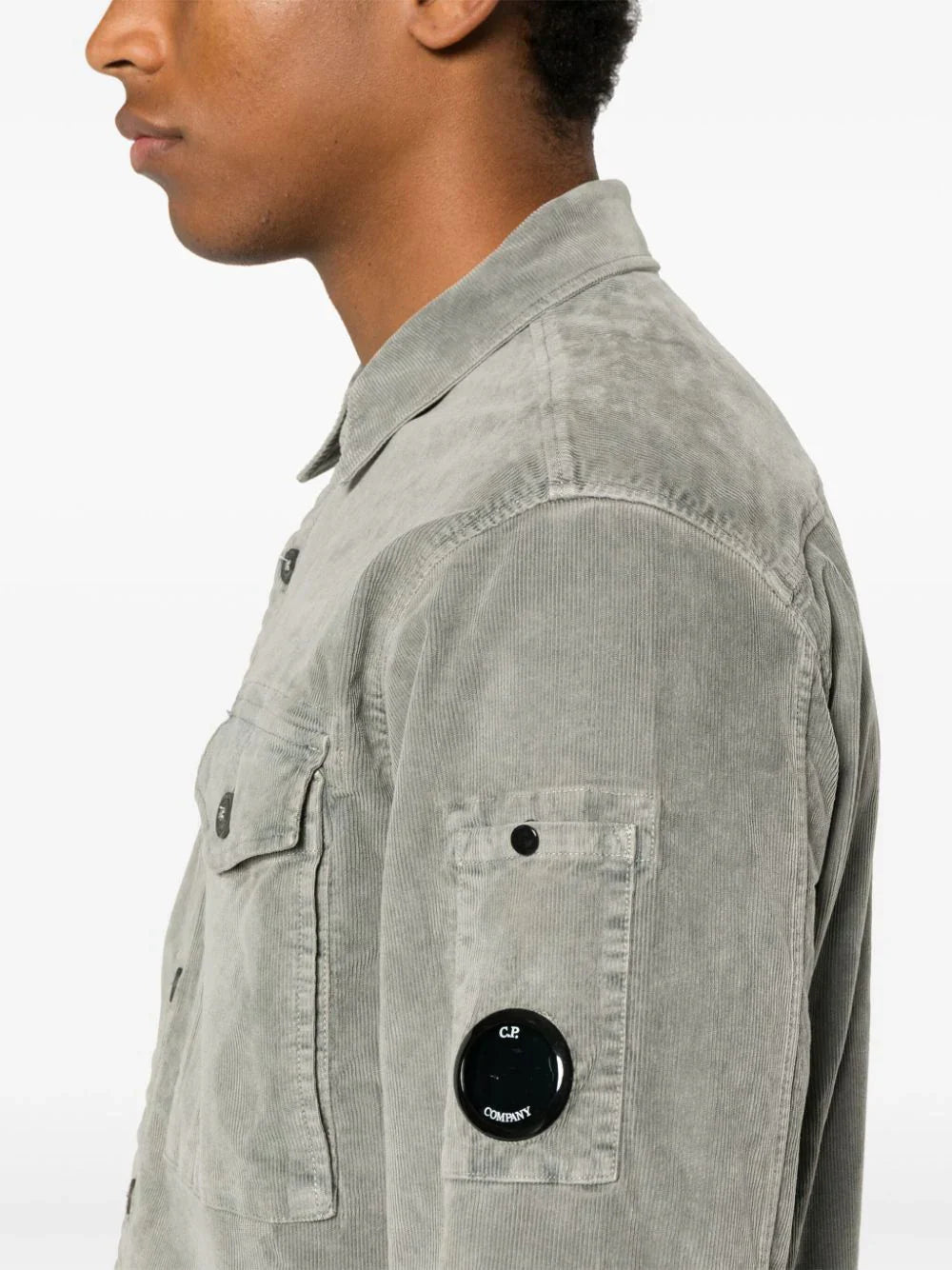 lens-detail shirt