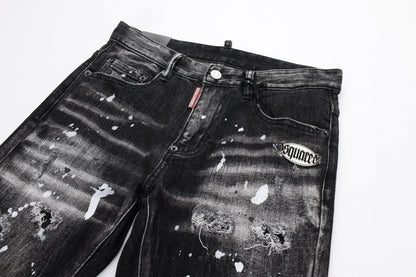 Icon Distressed Jeans